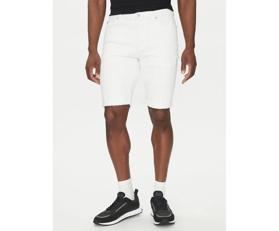 obrazek 1 HUGO Szorty jeansowe 50537717 Biały Regular Fit