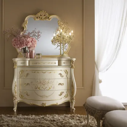 Zdjęcie Stylowa barokowa komoda do sypialni z Włoch