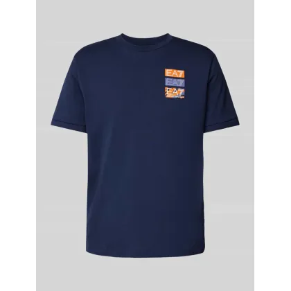 Zdjęcie T-shirt z nadrukiem z logo