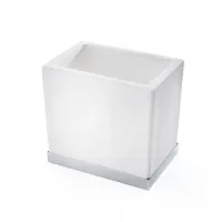 Picture A modern white toothbrush container for a stylish bathroom – 3SC