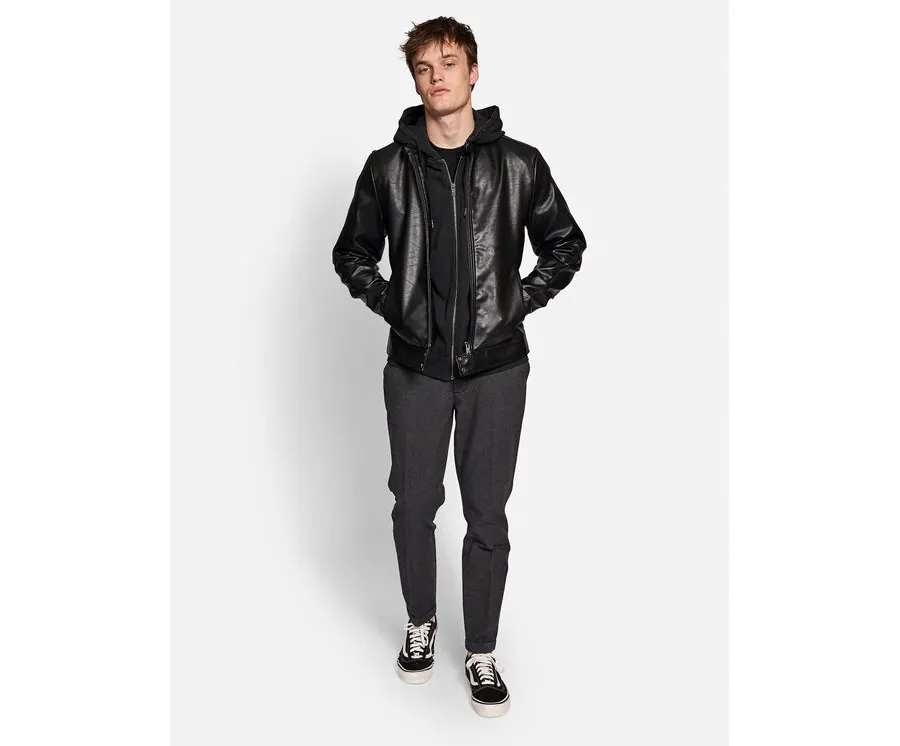 obrazek 1 Redefined Rebel Kurtka z imitacji skóry Chris 225008 Czarny Regular Fit
