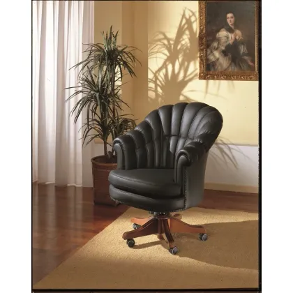 Picture Exclusive leather swivel chair