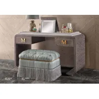 Zdjęcie Elegancka pufa z toaletką od włoskiego producenta