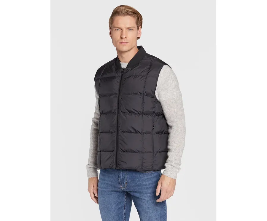 obrazek 1 J.Lindeberg Kamizelka Dwayne FMOW06392 Czarny Regular Fit