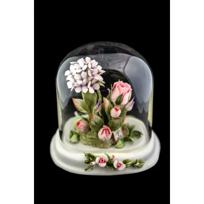 Zdjęcie Urokliwa ozdoba z porcelany kwiaty w szkle z Włoch