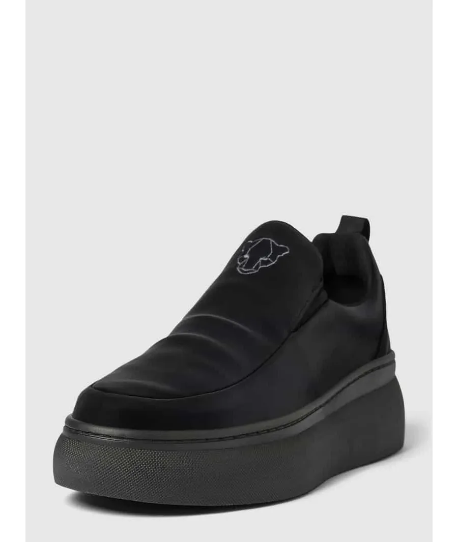 obrazek 1 Sneakersy na platformie z wyhaftowanym motywem