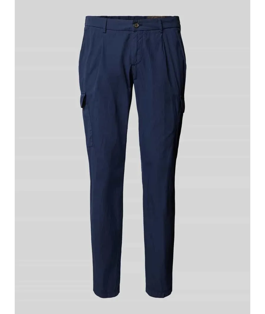 obrazek 1 Spodnie cargo o kroju tapered fit z zakładkami w pasie model ‘TRAIANO’