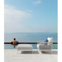 Zdjęcie wyjątkowy fotel wykonany we włoskim stylu