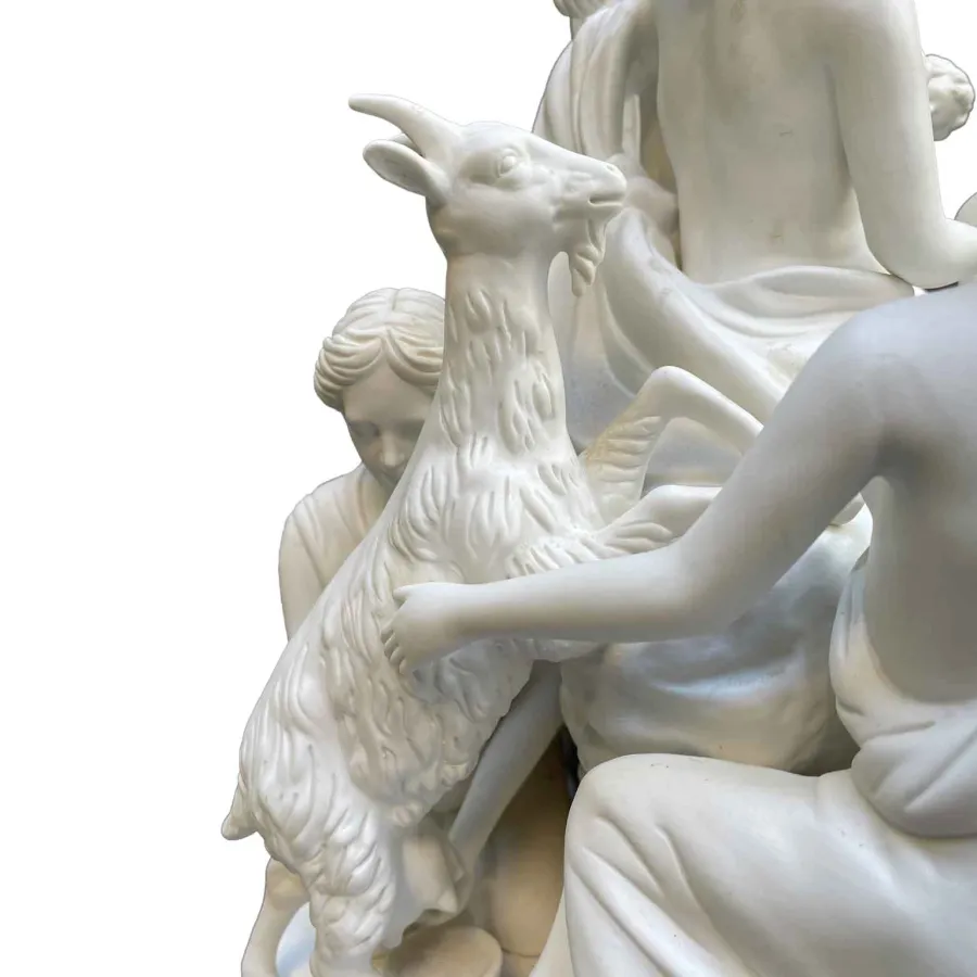obrazek 5 Luksusowa porcelanowa figura z XX wieku