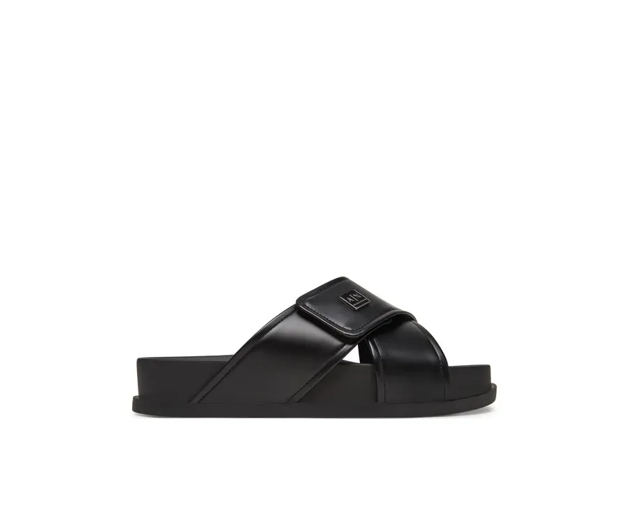 obrazek 1 Armani Exchange Klapki XDP063 XV927 00002 Czarny