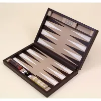 Zdjęcie Gra planszowa dla dwóch graczy - Backgammon