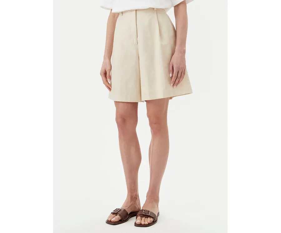 obrazek 1 Weekend Max Mara Bermudy Ecuba 2515141032 Écru Regular Fit