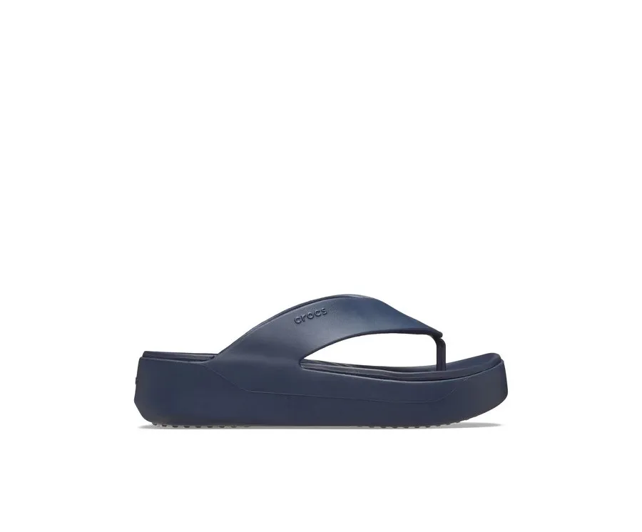 obrazek 1 Crocs Japonki Getaway Platform Flip 209410 Granatowy