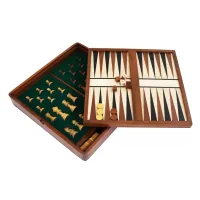 Zdjęcie Drewniany zestaw gier planszowych na upominek - szachy, warcaby i backgammon