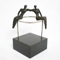 Picture Elegant statuette
