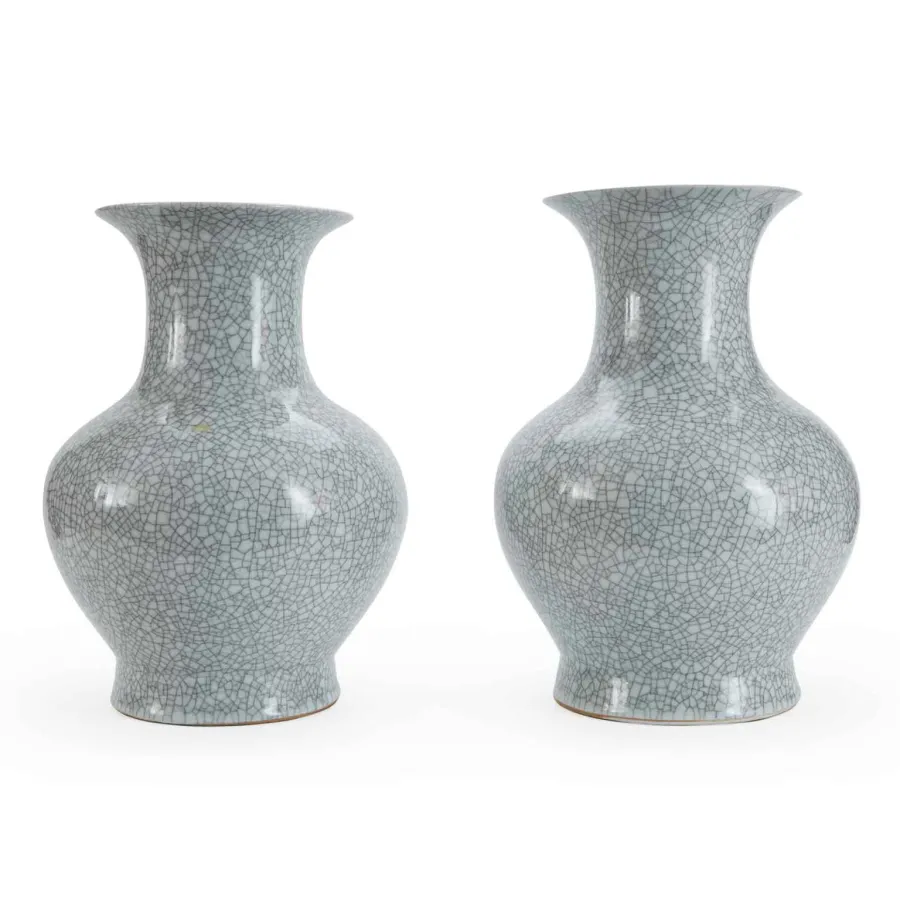 obrazek 1 Para chińskich wazonów z szarej porcelany z XX wieku