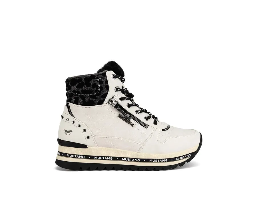 obrazek 1 Mustang Botki 1364-503 Biały