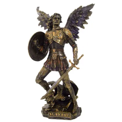 Zdjęcie Genialny posąg Archanioła Michała