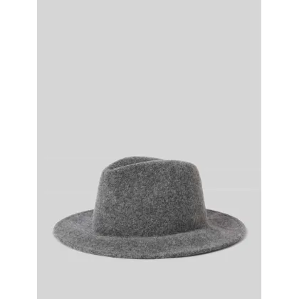 Zdjęcie Kapelusz z fakturowanym wzorem