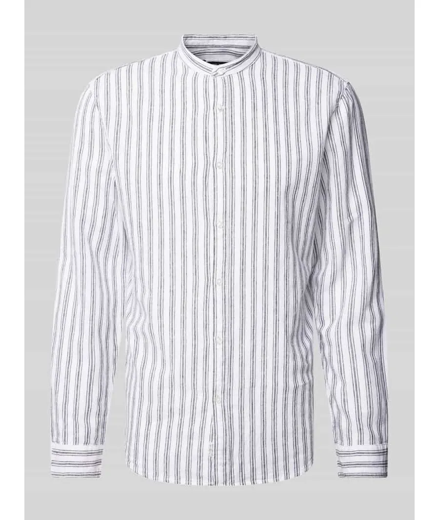 obrazek 1 Koszula casualowa o kroju tailored fit ze wzorem w paski