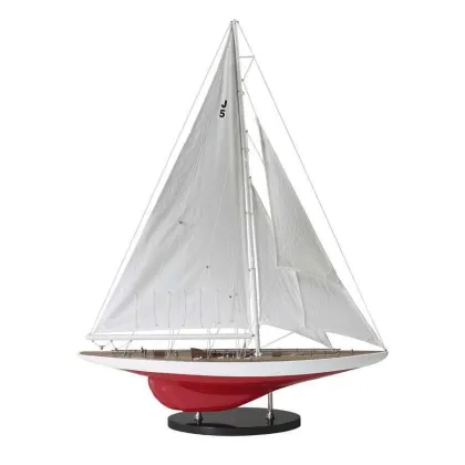 Zdjęcie Ekskluzywny model statku J-Yacht