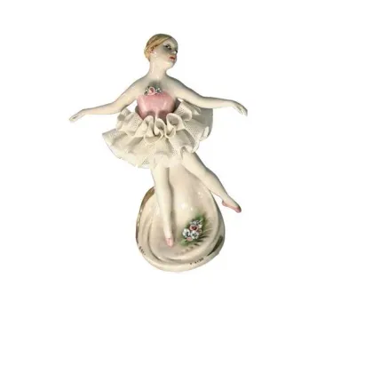 Zdjęcie Figurka z porcelany - baletnica
