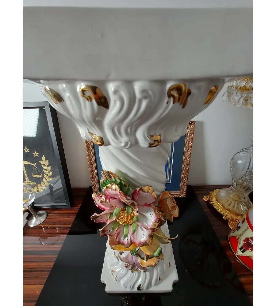 picture 3 Stylish column