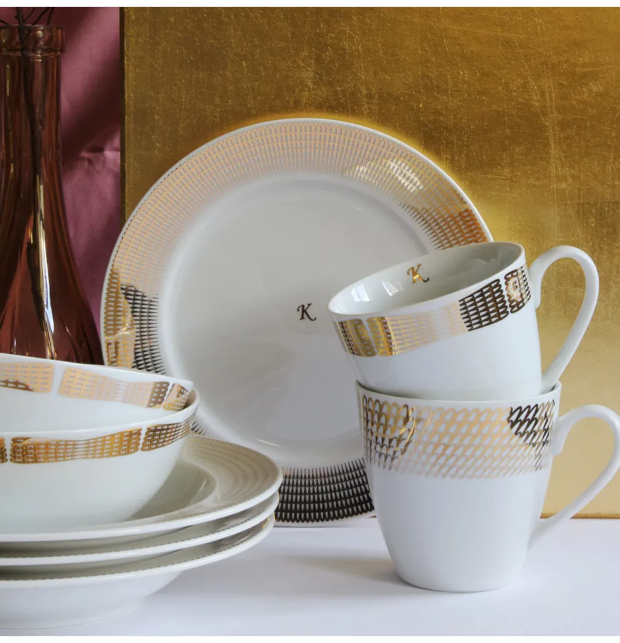 obrazek 2 Nowoczesny porcelanowy zestaw dwóch kubków ze złotym zdobieniem z kolekcji Angel wings – Leander