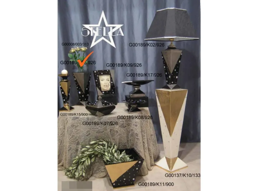 obrazek 1 Dekoracyjny ceramiczny wazon z kryształkami Swarovskiego