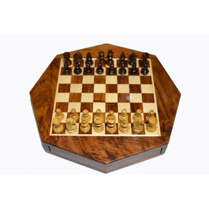 Zdjęcie Wyjątkowy komplet szachowy dla osób podróżujących - The Chess Empire