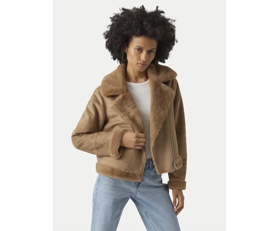 obrazek 1 Vero Moda Kożuch Peggy 10290150 Brązowy Regular Fit