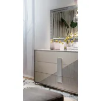 Picture Veneered, Italian chest of drawers with three drawers and silver details - Casa + 39
