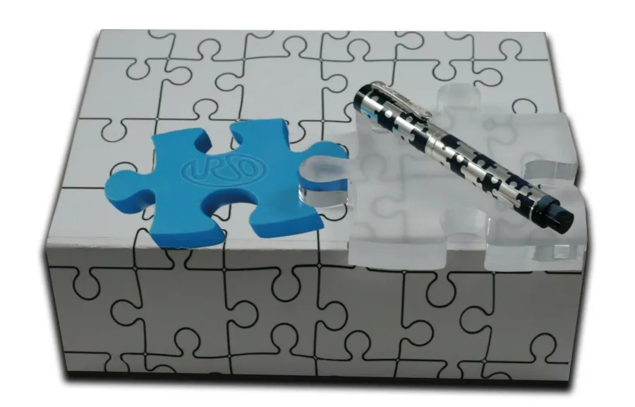 obrazek 4 Nowoczesne pióro wieczne designerskiej z kolekcji Puzzle - Urso