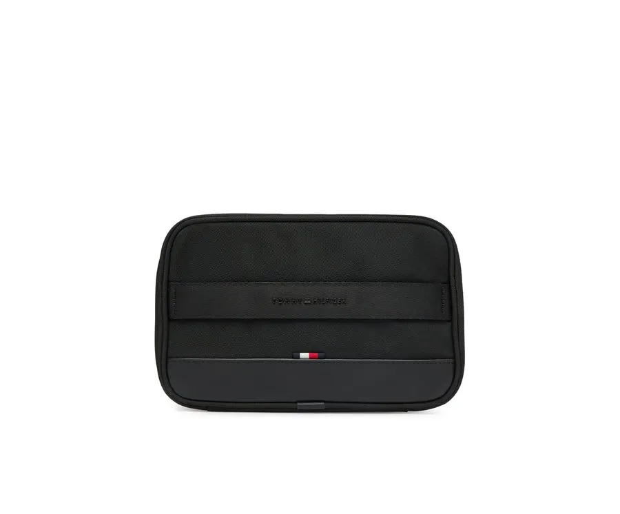 obrazek 1 Tommy Hilfiger Kosmetyczka Travel Washbag AM0AM13526 Czarny
