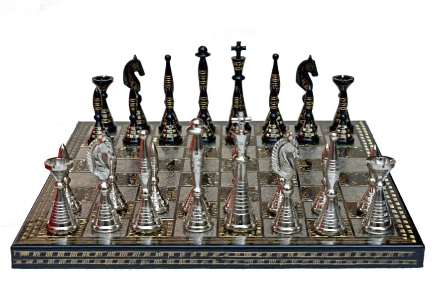 obrazek 4 Ekskluzywna plansza + figury szachowe z serii Palm Art - The Chess Empire