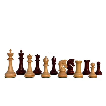 Zdjęcie Piękne ręcznie rzeźbione figury dla miłośników szachów - The Chess Empire