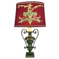 Zdjęcie Szykowna brązowa lampa do salonu ze starodawnym haftem