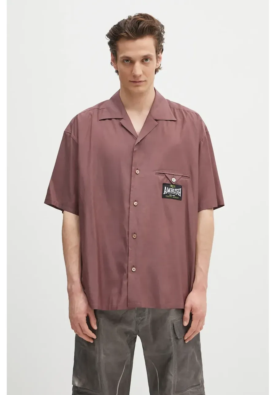 obrazek 1 AMBUSH koszula S/S Satin Shirt męska kolor bordowy relaxed z kołnierzykiem klasycznym 12115311