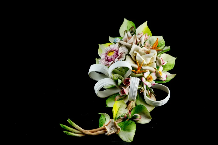 obrazek 1 Elegancka porcelanowa gałązka z kokardką