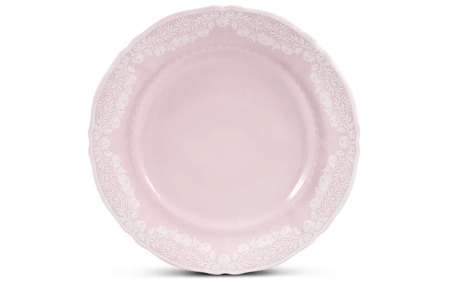 obrazek 1 Porcelanowy talerz deserowy w kolorze różowym z delikatnym zdobieniem – Leander