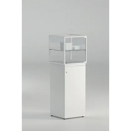Picture Exclusive display case with white aluminum profiles