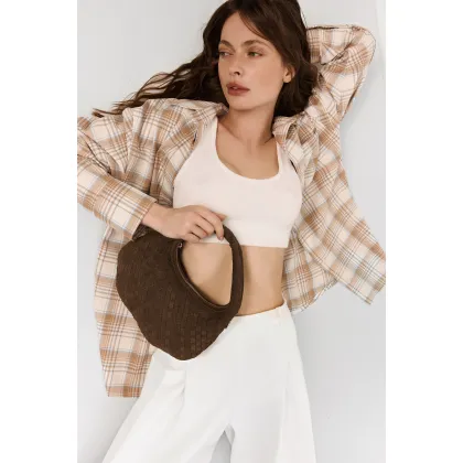 Zdjęcie Estro: Mała brązowa torebka damska do ręki z weluru naturalnego