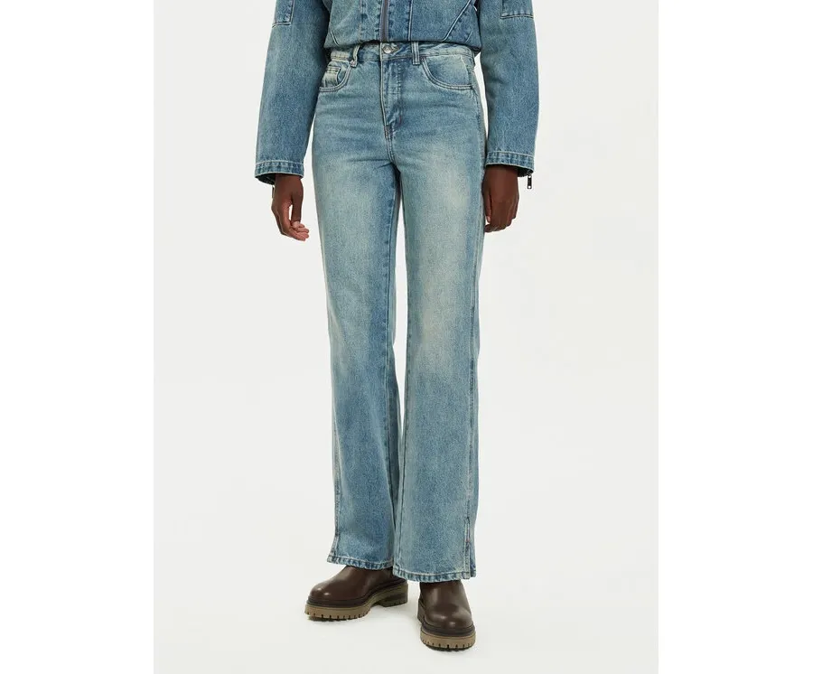 obrazek 1 Gestuz Jeansy Katha 10909477 Niebieski Straight Fit