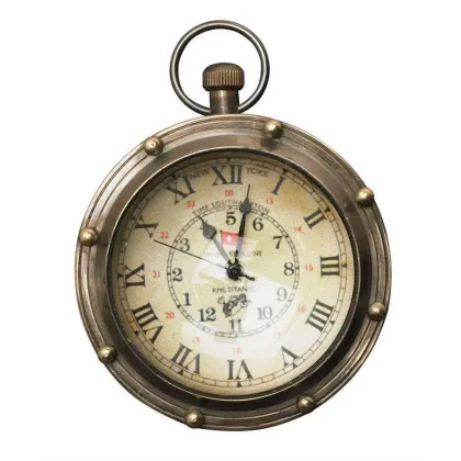 Zdjęcie Mosiężny zegarek vintage - Authentic Models