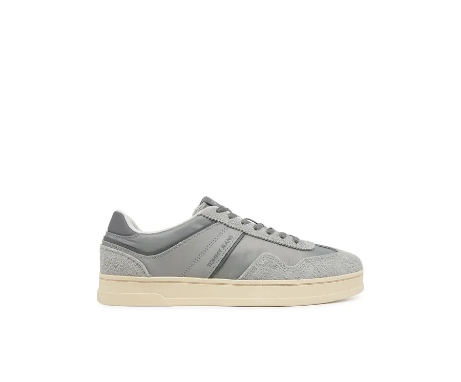 obrazek 1 Tommy Jeans Sneakersy The Greenwich Mix Media EM0EM01606 Szary