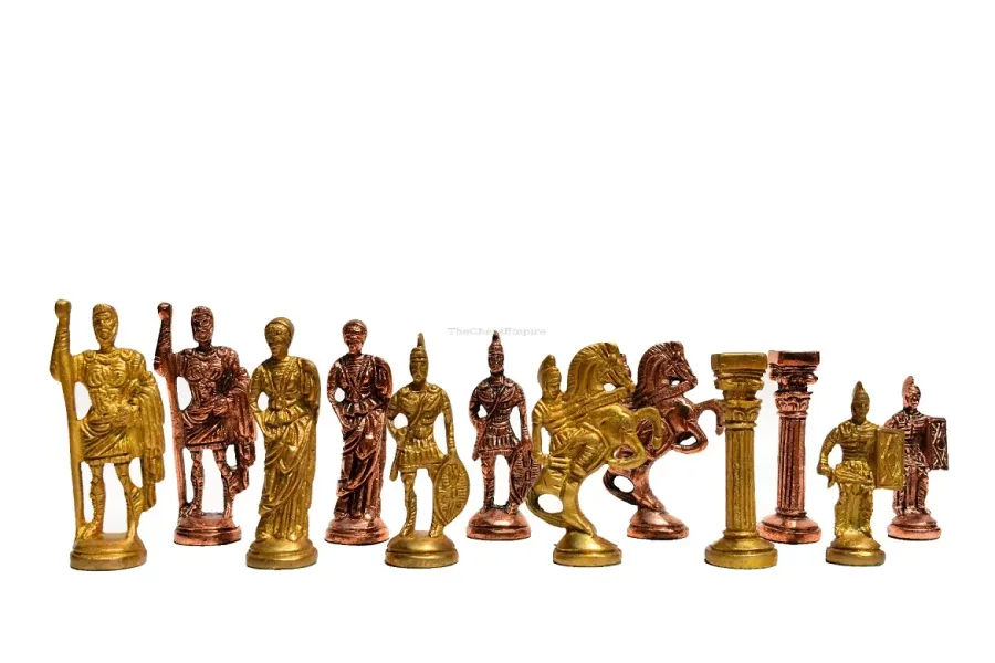 obrazek 1 Rzeźbiony zestaw figur rzymskie z litego mosiądzu - The Chess Empire