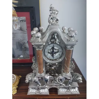 Zdjęcie Włoski ekskluzywny zegar do salonu