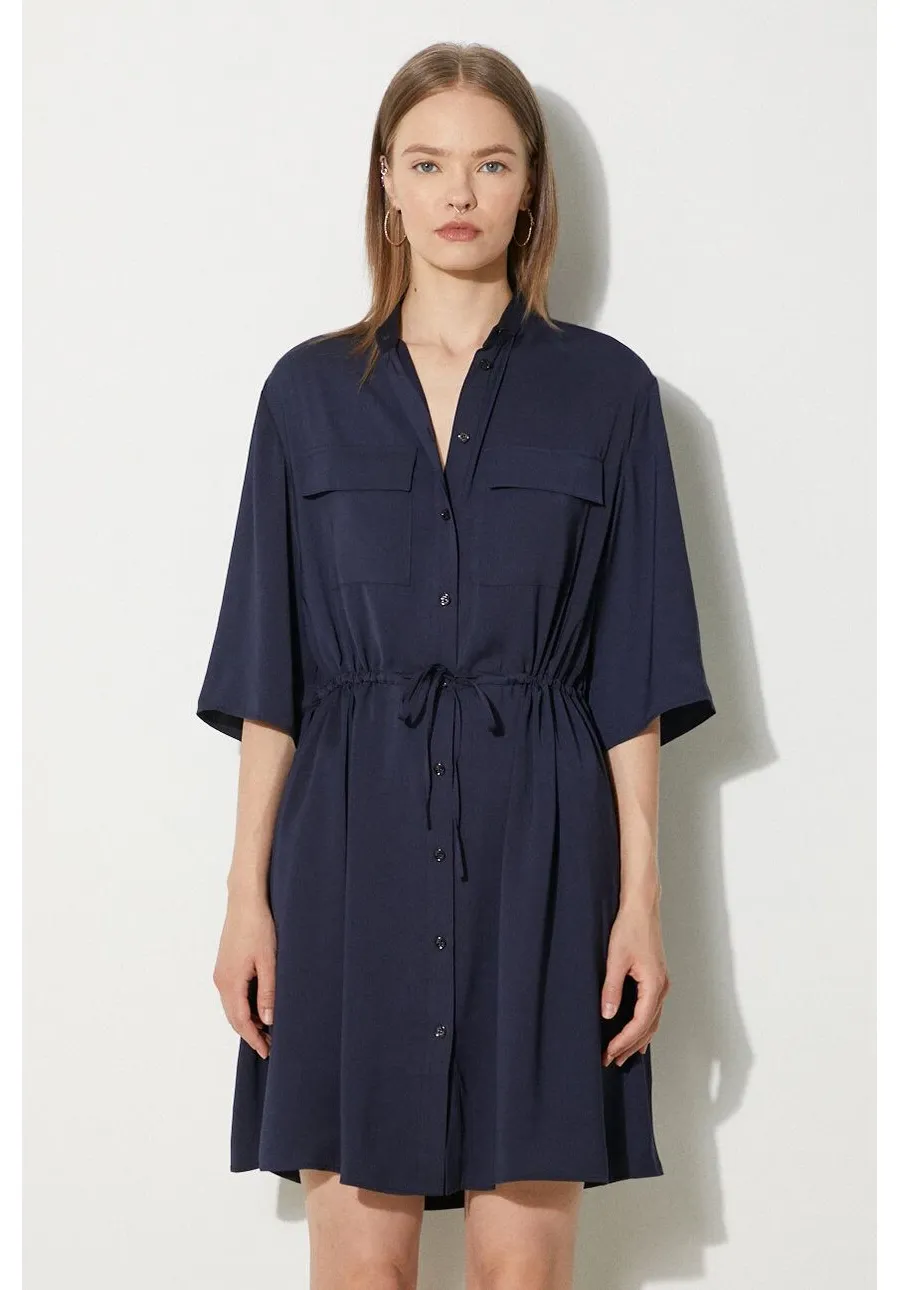 obrazek 1 Maison Kitsuné sukienka Double Pocket kolor granatowy mini rozkloszowana MW01607WF0022