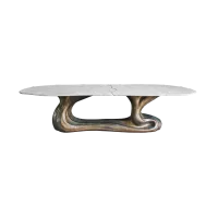 Picture An elegant table for refined interiors - Karpa