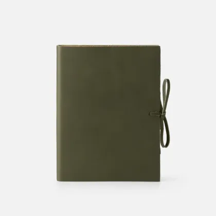 Zdjęcie Elegancki skórzany notes w kolorze zielonym
